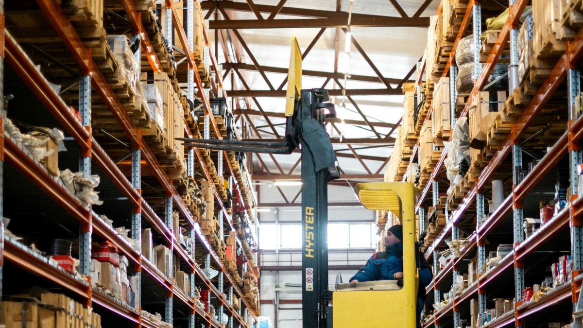 Küresel Ticarette Son Durum: Büyüme Dinamikleri ve Riskler